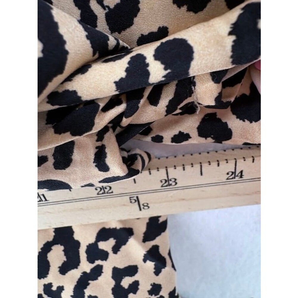 Emily Wonder Plus Size 1X Animal Print Tunic Top Short Sleeve‎ NWT - Picture 7 of 7